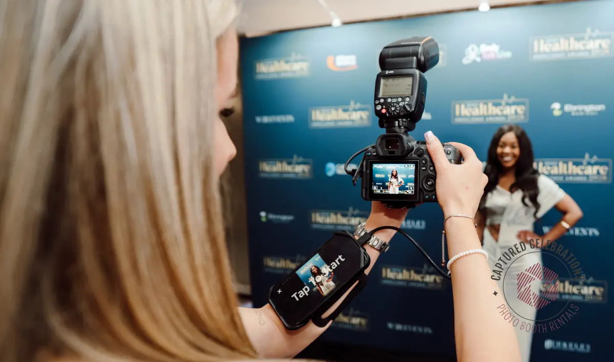 Roaming photographer capturing a candid guest moment at a Los Angeles event
